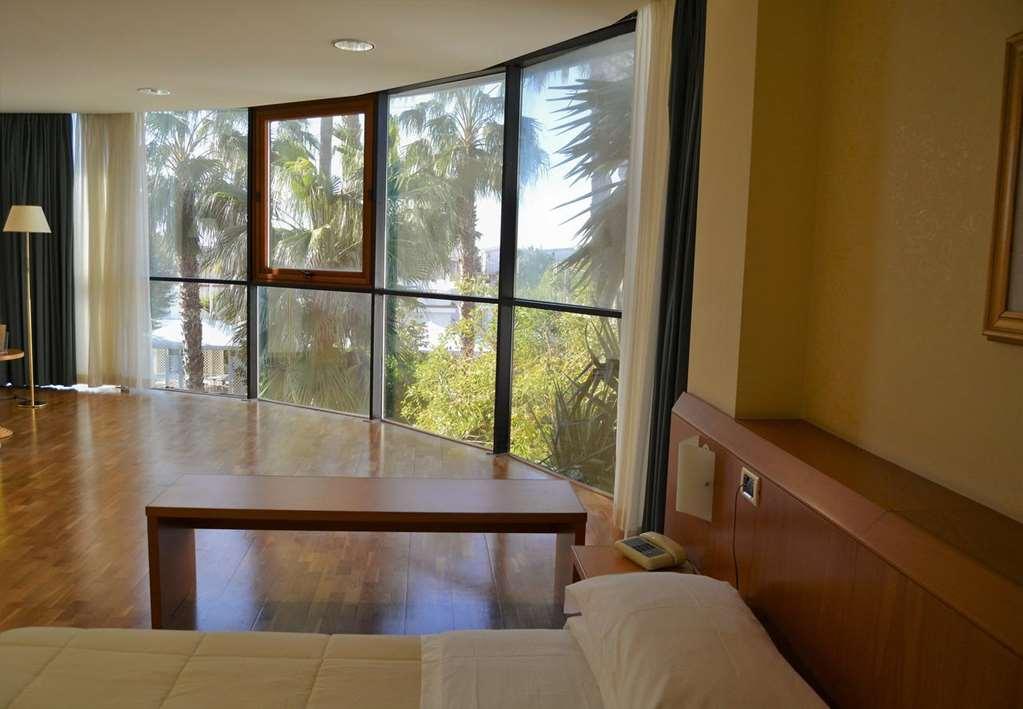 Tursport Aparthotel Taranto Room photo