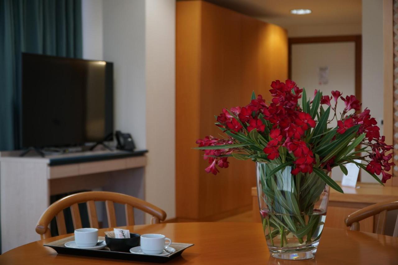 Tursport Aparthotel Taranto Exterior photo